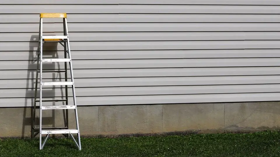Aluminum & Vinyl — real LF Builders project photo