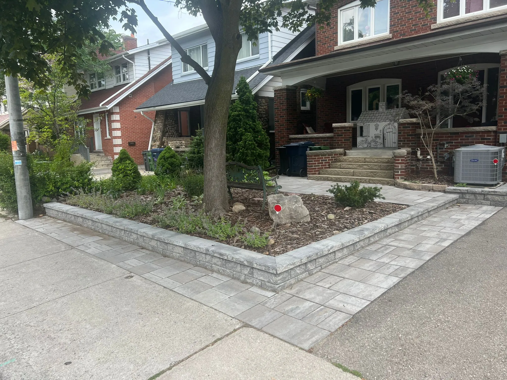 Interlock walkway and retaining wall, Toronto